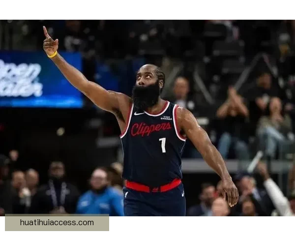 詹姆斯再现哈登三分尴尬 十投全失创NBA新纪录